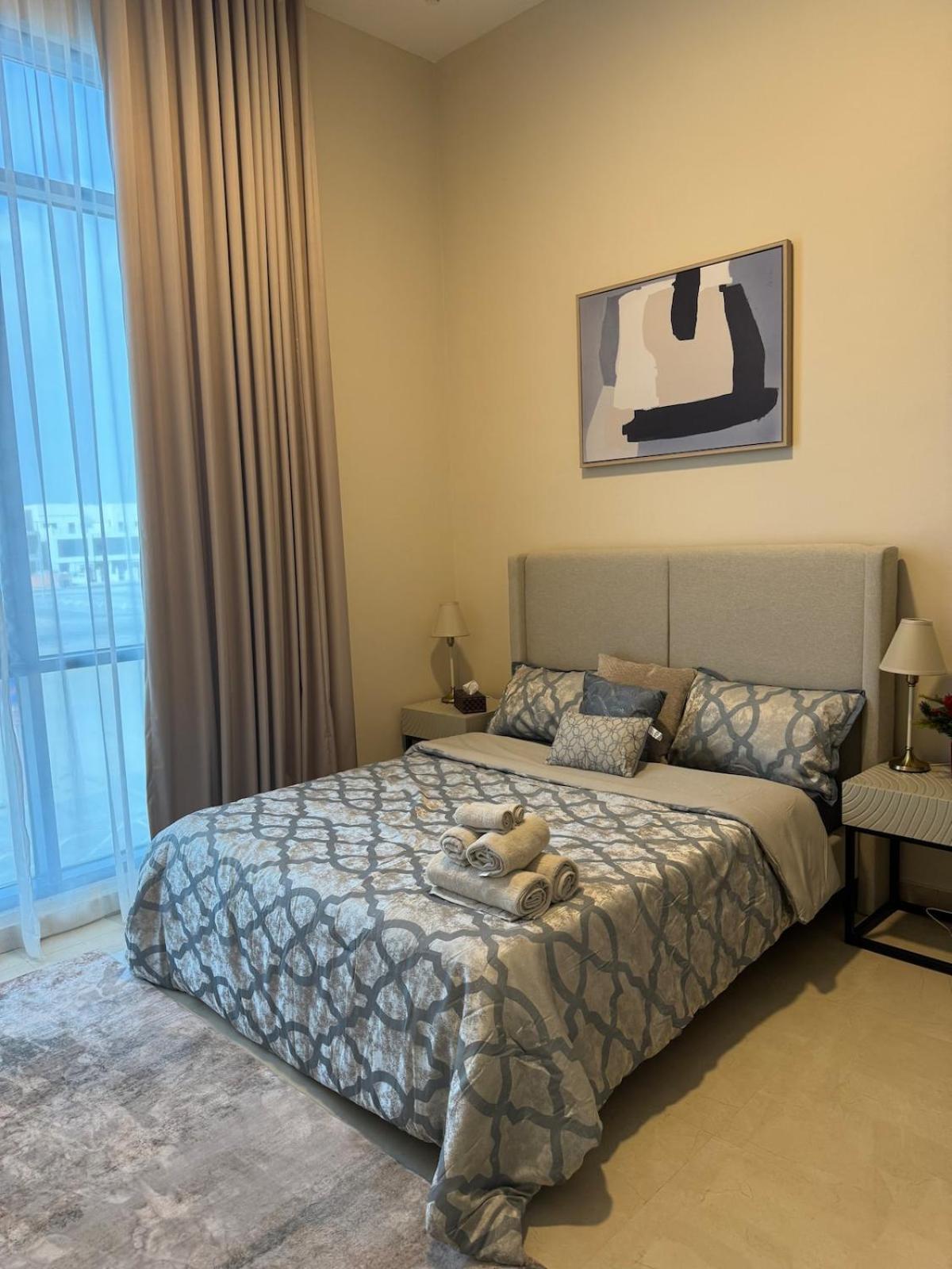 Luxurious 6 Bedroom In Abu Dhabi- Group Getaway * Abou Dabi