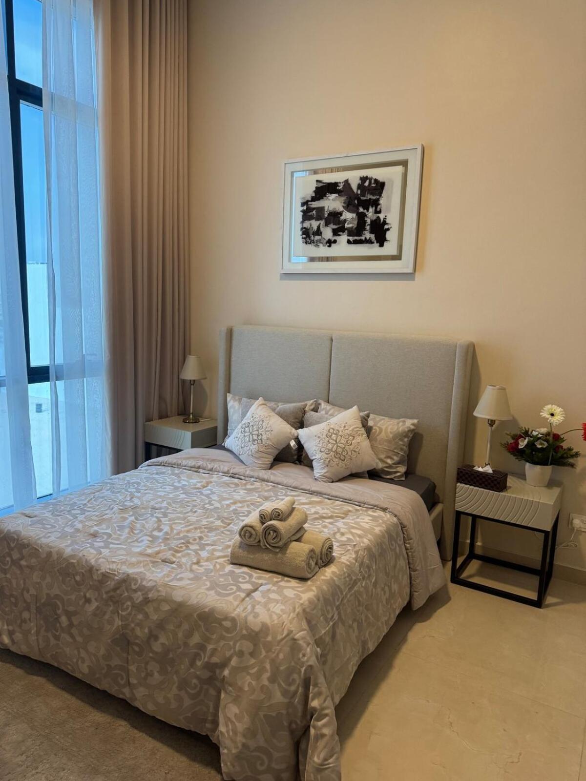 Luxurious 6 Bedroom In Abu Dhabi- Group Getaway Villa Abou Dabi