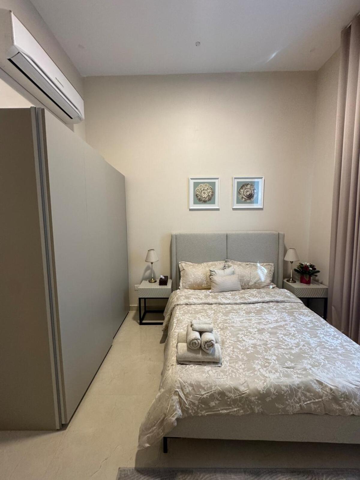 Villa Luxurious 6 Bedroom In Abu Dhabi- Group Getaway Abou Dabi